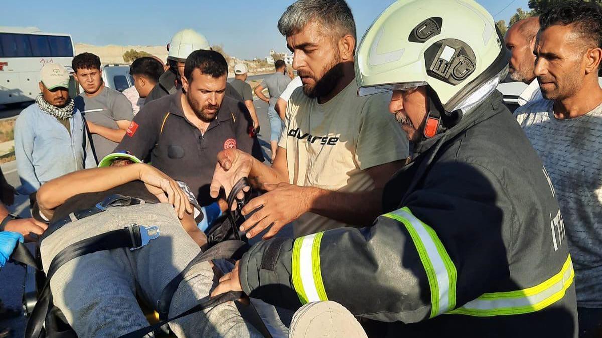 Hatay’da 2 otomobil çarpıştı; 4 yaralı