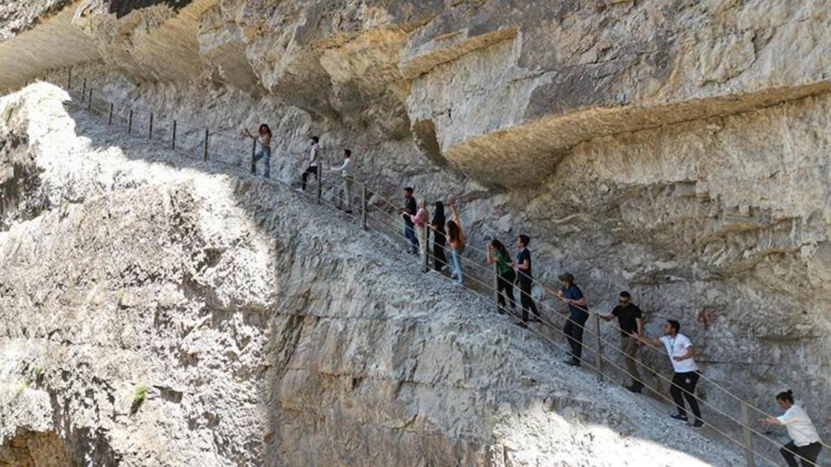 Adrenalin tutkunlarını çağırıyor! Cehennem Deresi'ne ancak zorlu patika yolları aşanlar gidebiliyor