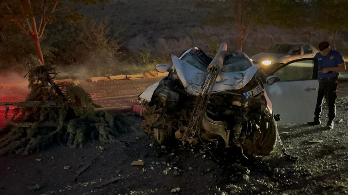 Nevşehir’de otomobil aydınlatma direğine çarptı: 1 yaralı