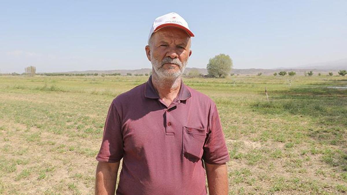 Iğdırlı çiftçi öyle bir projeye imza attı ki vali ziyaret edip teşekkür etti! Ağrı Dağı'nın eteklerinde bereketin kapısını açtı