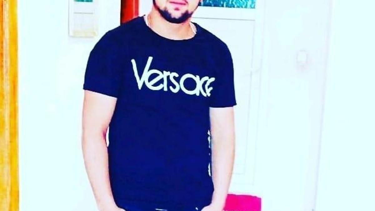 Kamyonetin kasasından düşen Ertuğrul, hayatını kaybetti