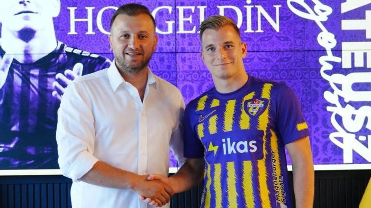 Eyüpspor fırsat transferini mutlu sonla bitirdi! Polonyalı yıldız imzayı attı