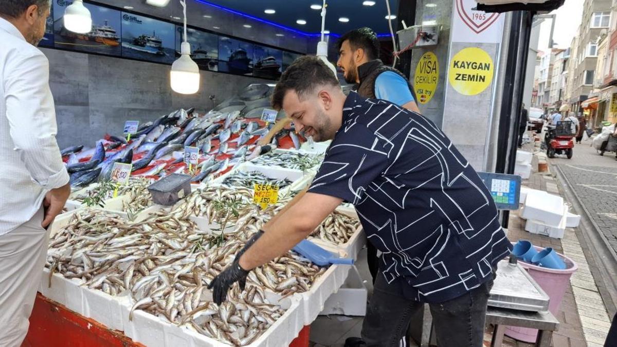 Balık, et fiyatları içinde en ucuzu! Kilogramı 100 liradan başlıyor