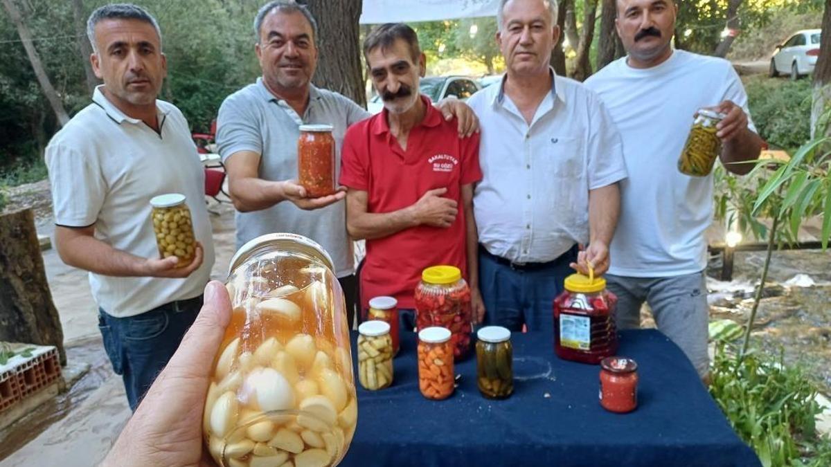Doğal şifa kaynağı! Araban sarımsağıyla hazırlıyor: Herkes sıraya giriyor