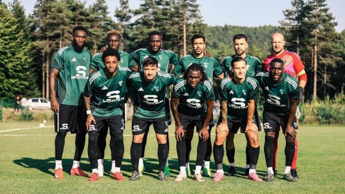 Kocaelispor kadroyu resmen yeniledi! 18 transfer birden