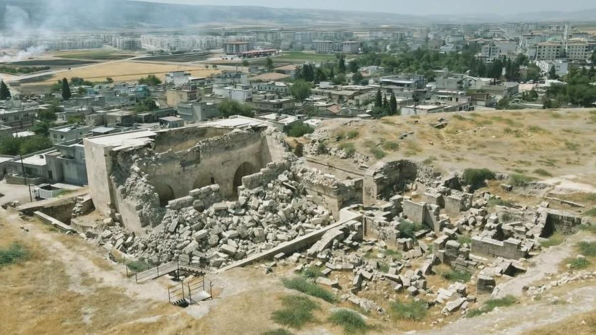 Gaziantep'in meşhur camisi çöktü! Valilik harekete geçti