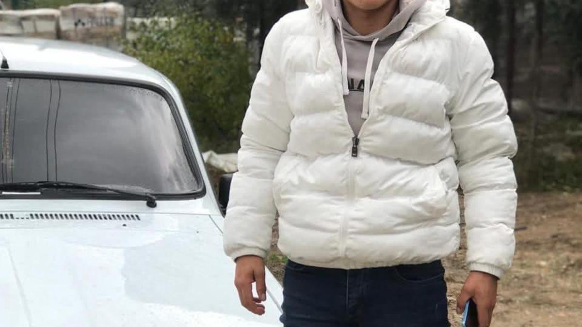 Devrilen traktörün altında kalarak hayatını kaybetti