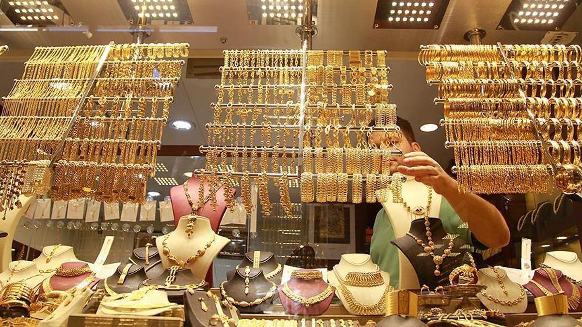 Van altın fiyatlarında son durum! 17 Eylül 2025 gram altın, çeyrek altın ve Cumhuriyet altını ne kadar oldu?