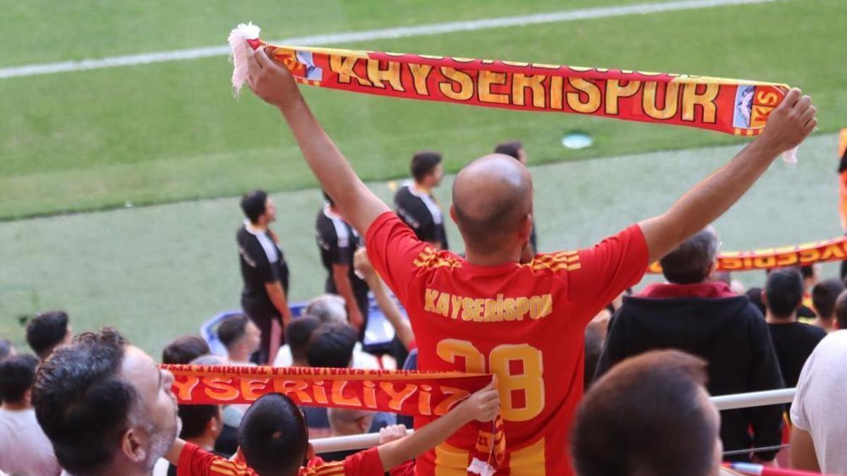 Kayserispor'dan taraftara kombine jesti! Bin 538 liradan satılacak