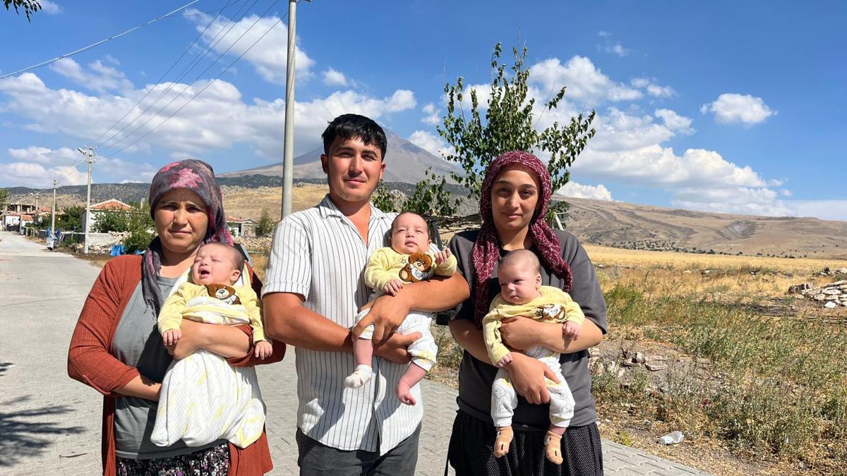 Çiçeği burnunda üçüz annesi 'Maddi durumumuz elvermedi' dedi! Evlerine gelen hediye duygulandırdı