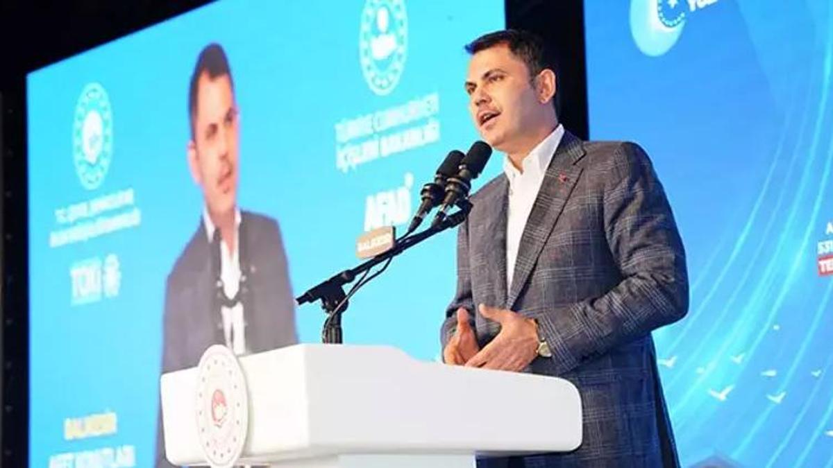 Çevre, Şehircilik ve İklim Değişikliği Bakanı Kurum: Evleri 1 yıl içinde teslim edeceğiz