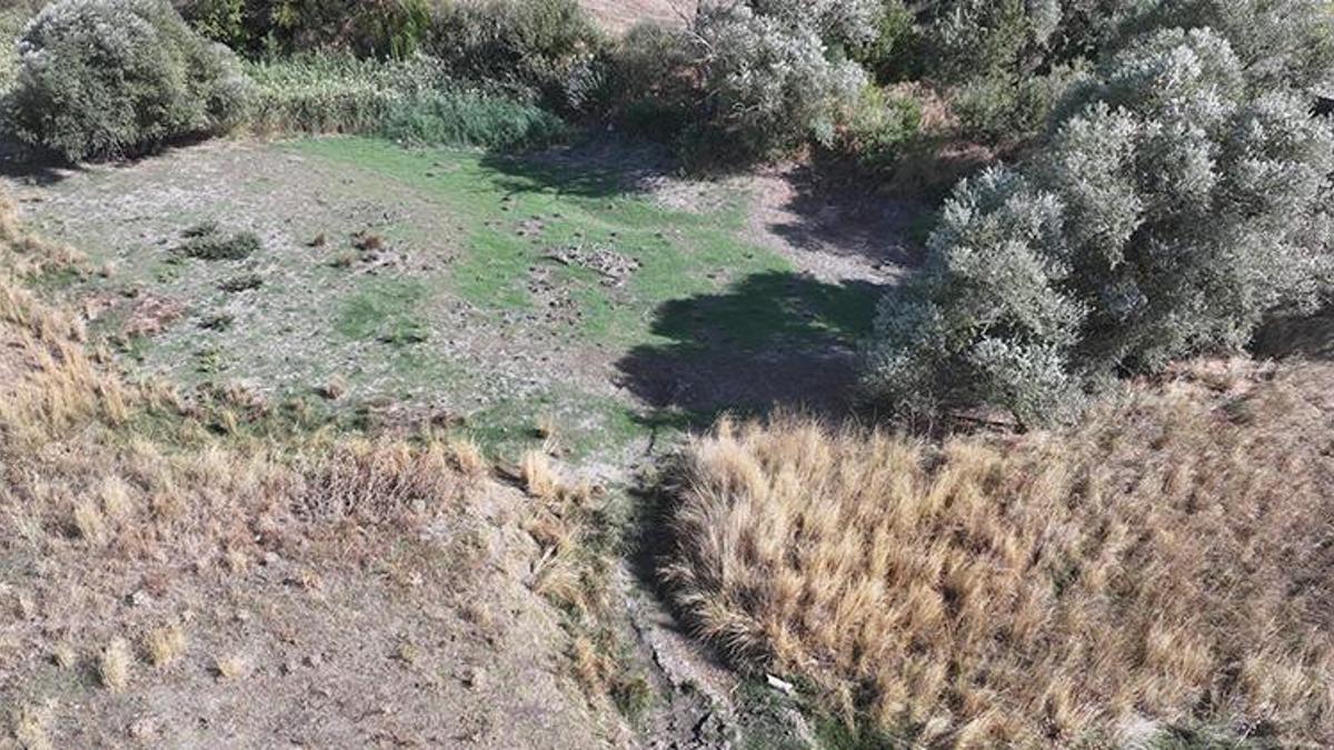 Edirne'de tehlike büyüyor! Tamamen kurudu, çatlaklar oluştu