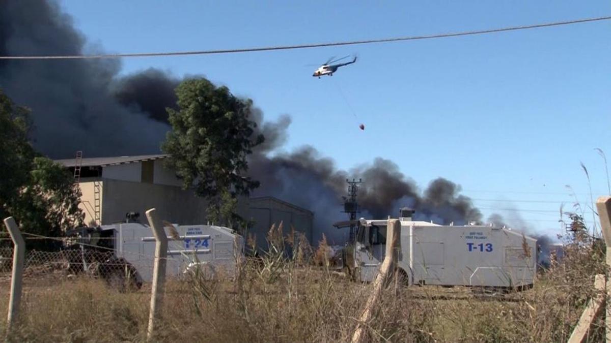 Adana'da geri dönüşüm fabrikasında yangın! Havadan ve karadan müdahale sürüyor