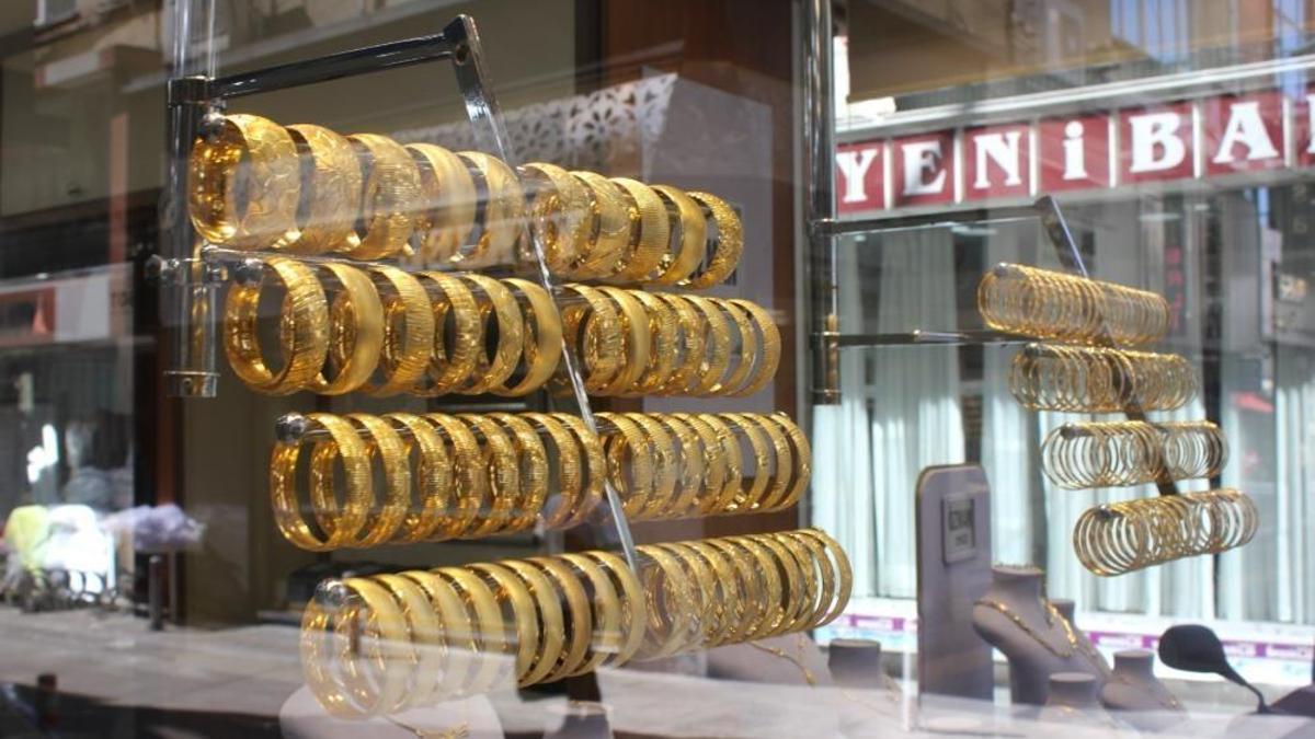 Altın uzmanı açıkladı! Fiyatları yukarı çeken detayı paylaştı