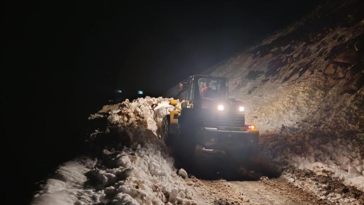 Rize'de kar erken geldi! Yeniden çığ felaketi yaşandı