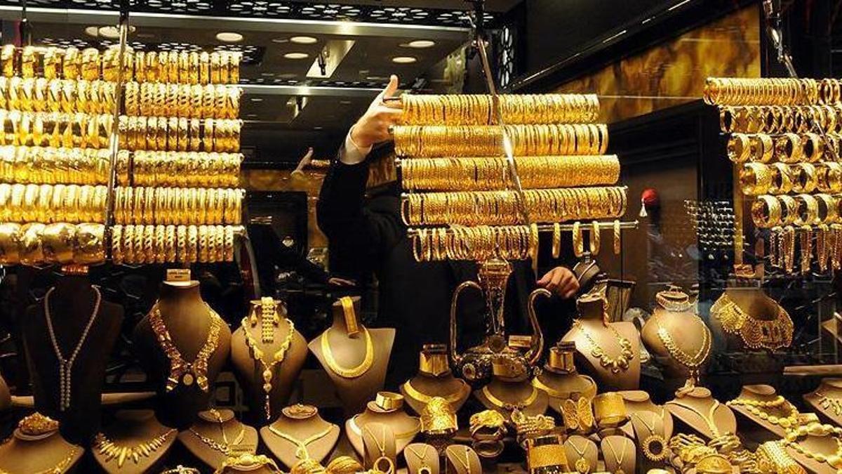 Altın fiyatları düştü! 25 Eylül 2025 gram, çeyrek, yarım ve cumhuriyet altını ne kadar oldu?