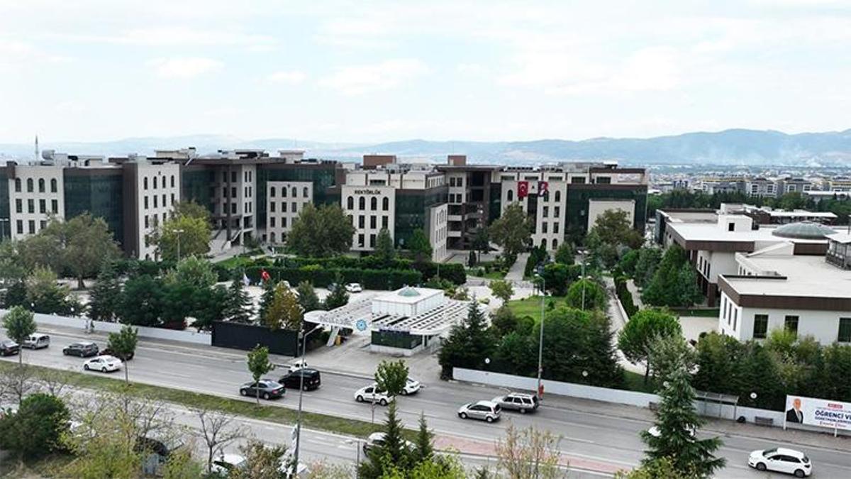 BTÜ’den 8 akademisyen adını 'dünyanın en iyileri' arasına yazdırdı