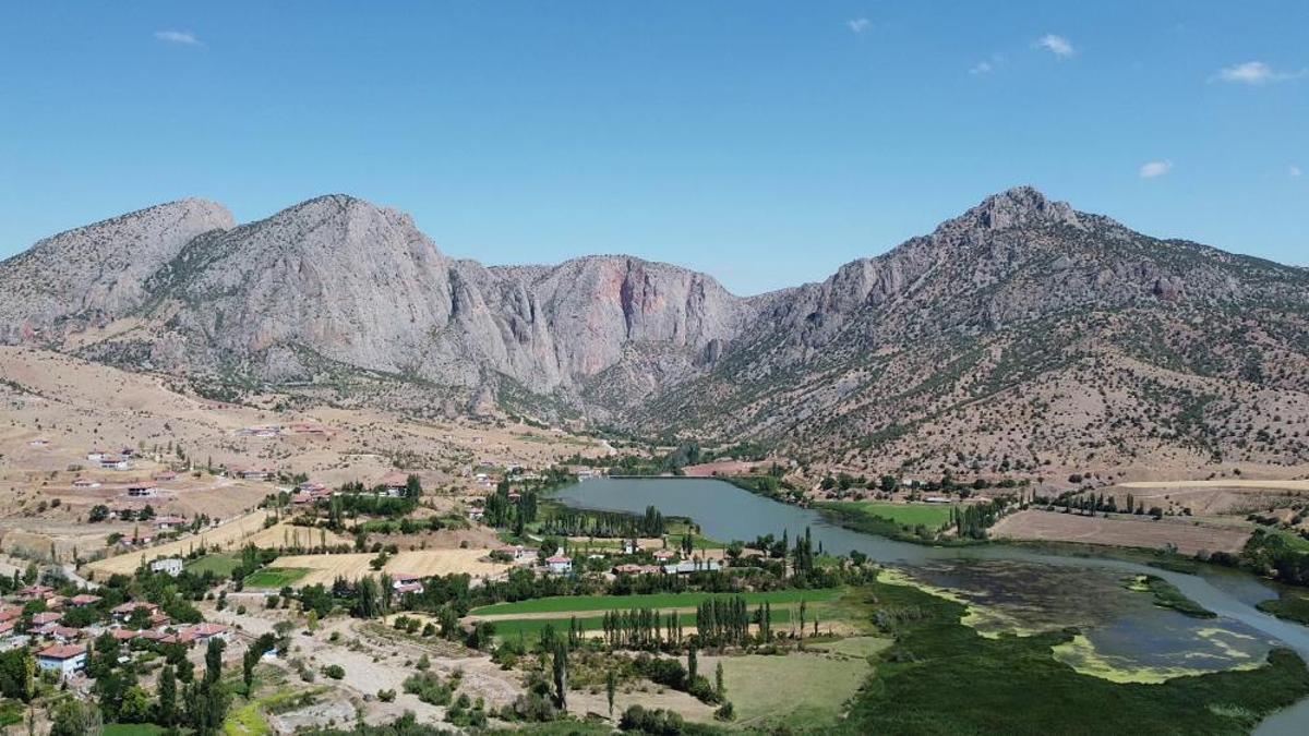 Yozgat'ın gizli cenneti keşfedildi: 12 KM'lik Kazankaya Kanyonu ziyaretçi akınına uğruyor!