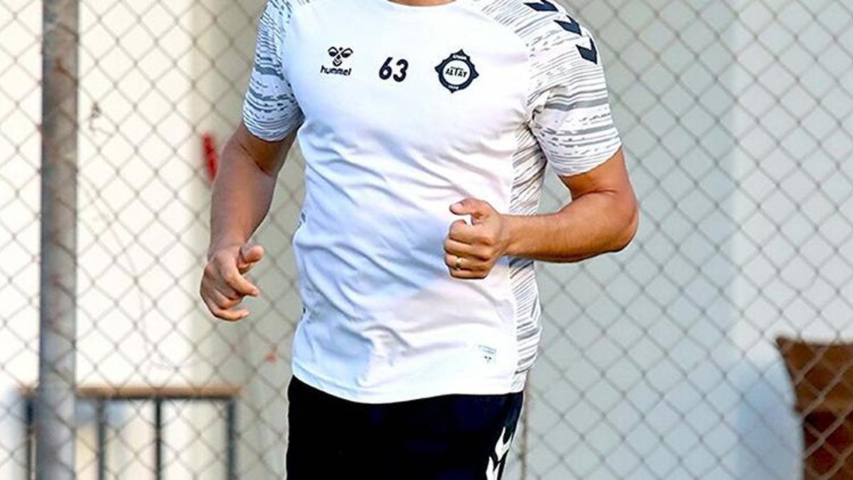 Altay'da yeni kriz patladı! Futbolu bırakıp geri döndü, TFF onay vermedi