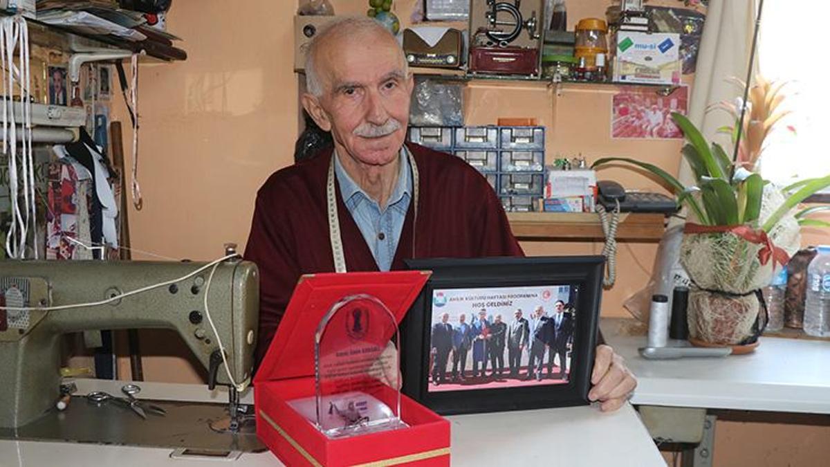 Rizeli usta yılın ödülünü aldı! Artvin, Trabzon ve İstanbul'dan sipariş alıyor