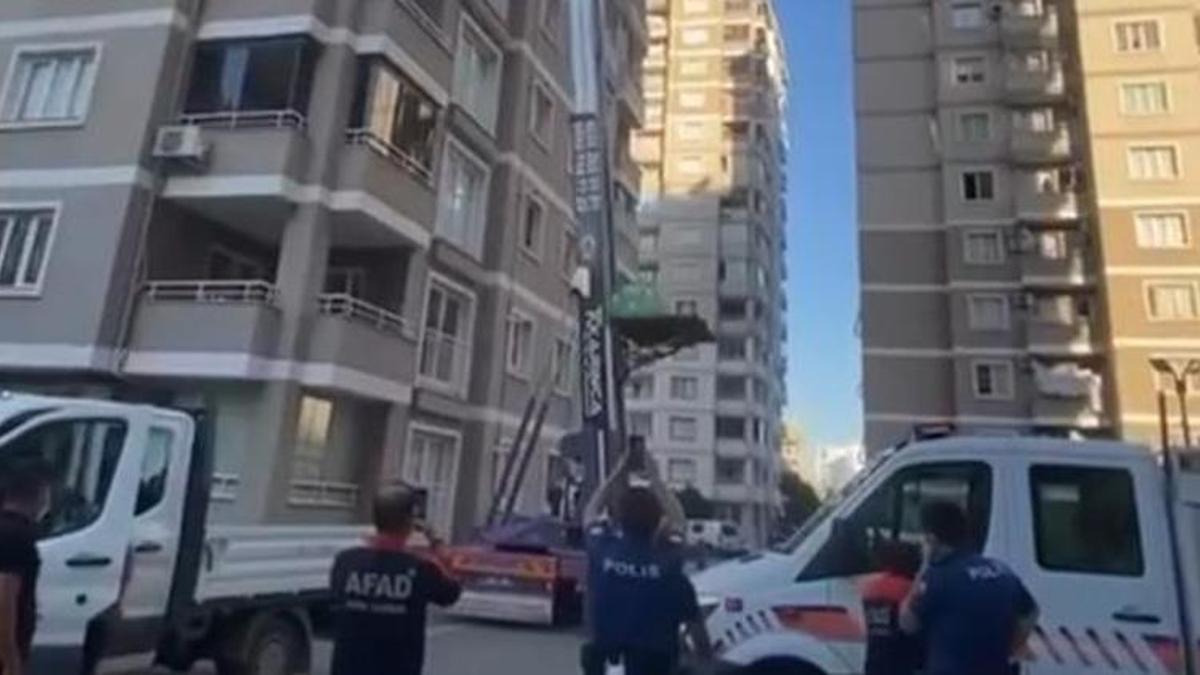 Adana'da tüm mahalleyi sardı! Komşuları ihbar edince korkunç gerçek ortaya çıktı