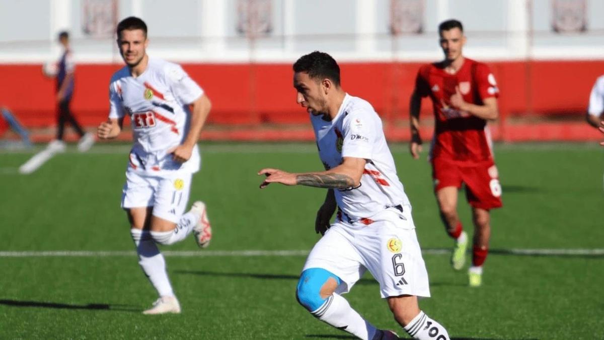 Eskişehirspor'da isyan başladı: Taraftar tribüne çağırdı, yönetim karıştı!