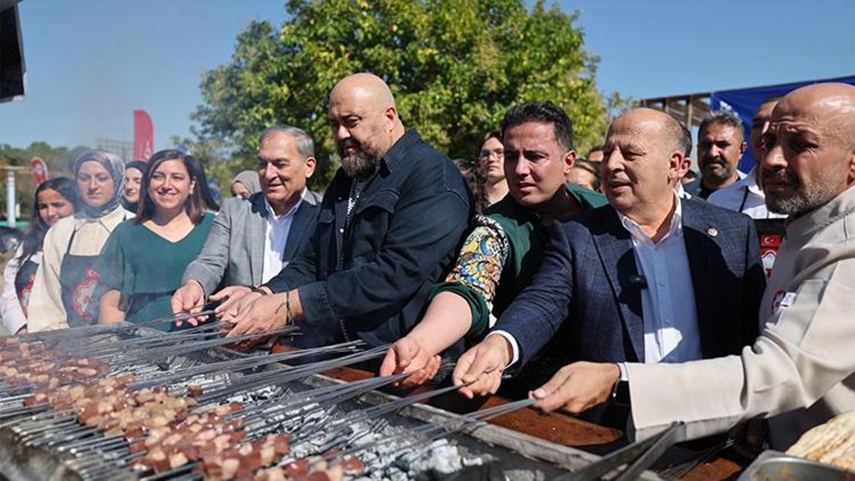 Adana’nın genç şefleri yetişiyor! Yüreğir’den gastronomi atağı