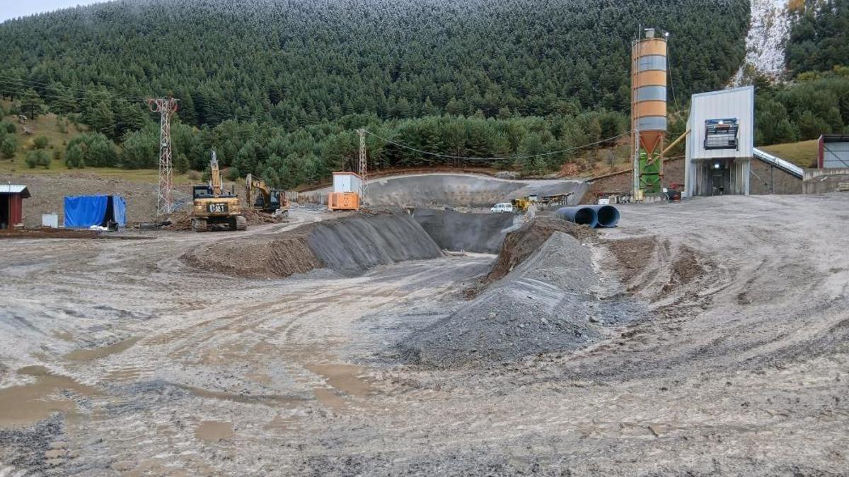 Ardahan Posof arası kısalıyor: Dağ tünelinde çalışmalar iki noktada devam ediyor