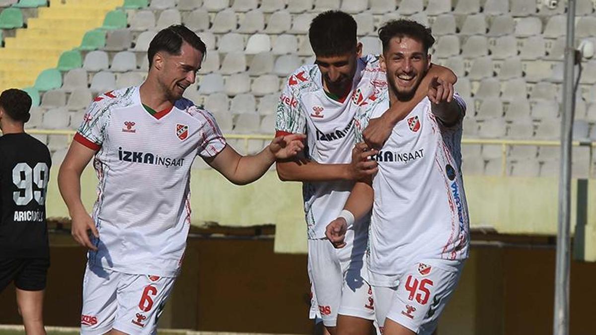 Karşıyaka'dan golcü hamlesi! Ömer Faruk men cezası alınca işler değişti