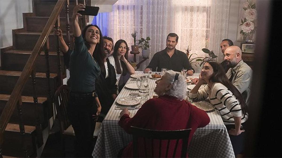 Tüm kategorilerde Eşref Tek