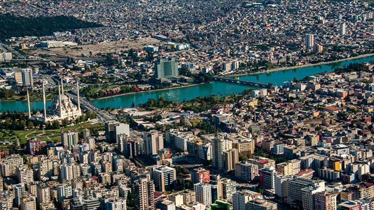Adana'dan kentsel dönüşüm atağı! Mahalleler tek tek açıklandı, kira desteği sağlanacak