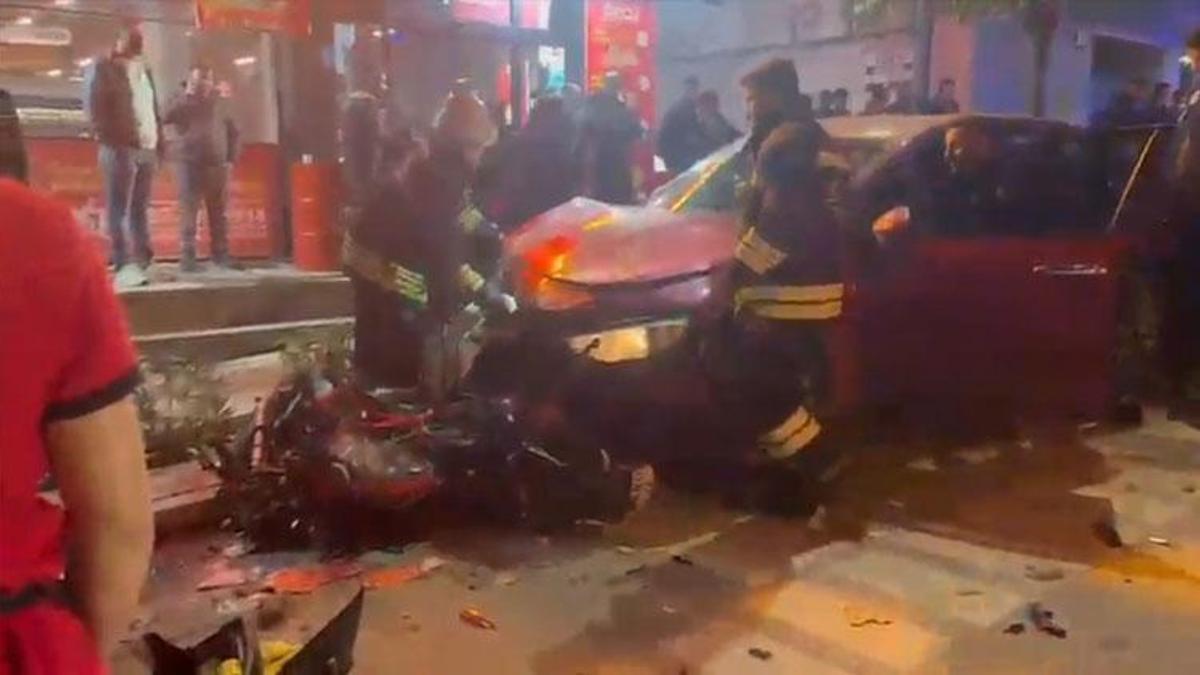 Çerkezköy'de şerit ihlali 7 aracı birbirine kattı: 2 yaralı