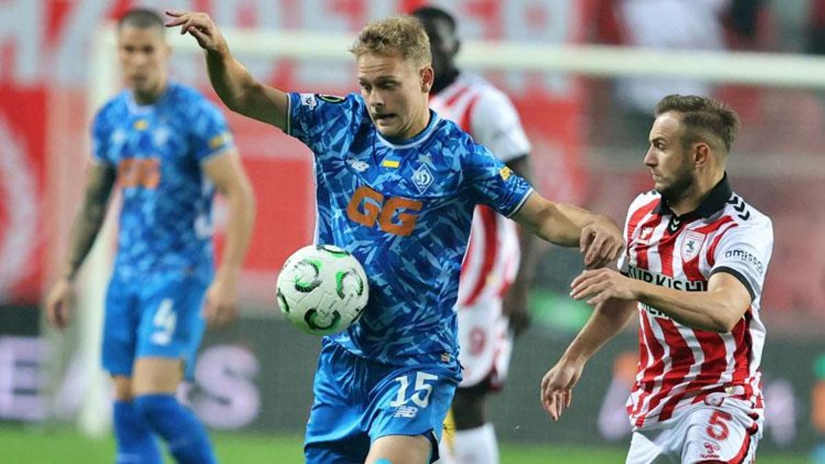 Samsunspor Dinamo Kiev maçında 3 puan 3 golle geldi