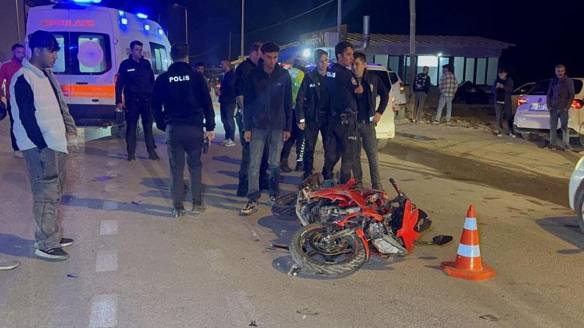 Adıyaman'da otomobil ile motosiklet çarpıştı: 3 yaralı