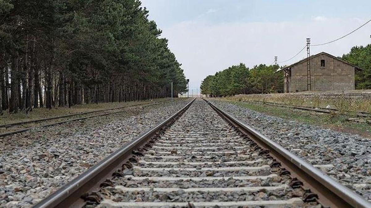 Bursa'ya yeni tren hattı müjdesi! İki ilçe birbirine bağlanacak