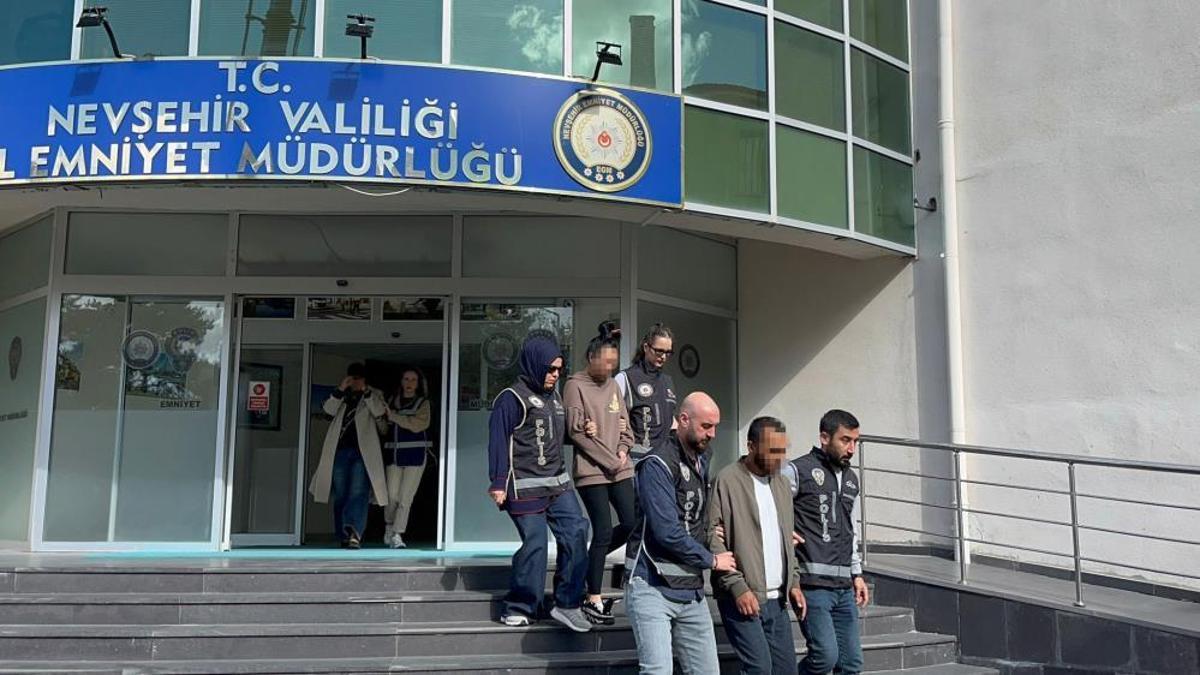 Nevşehir'de havalimanında büyük operasyon: Kıymalıktan 61 kilo külçe altın çıktı!