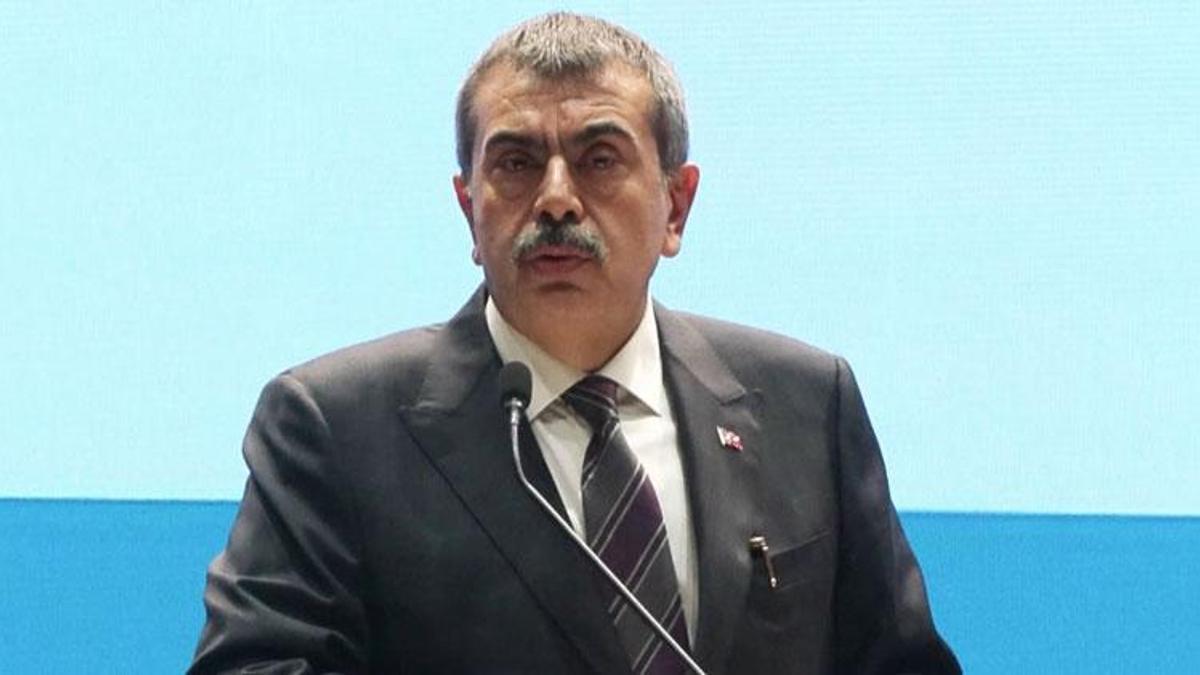 Milli Eğitim Bakanı Tekin: İmam Hatip okulları dünyada marka haline gelmesi gereken bir uygulama