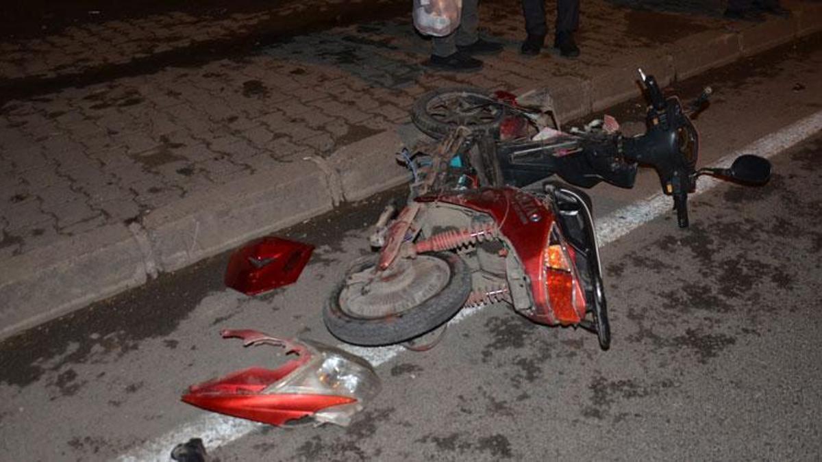 Bafra'da otomobil elektrikli bisiklete çarptı: 1 ölü, 1 yaralı