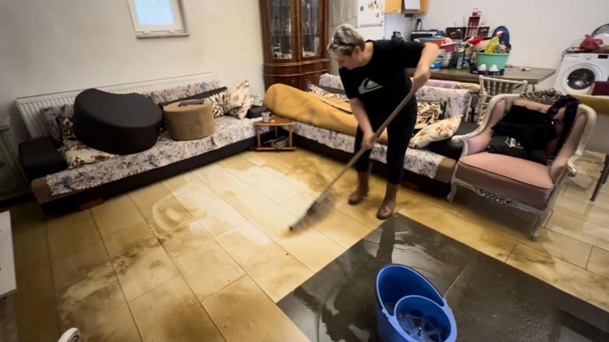 Edirne'de sağanak sonrası evleri su bastı