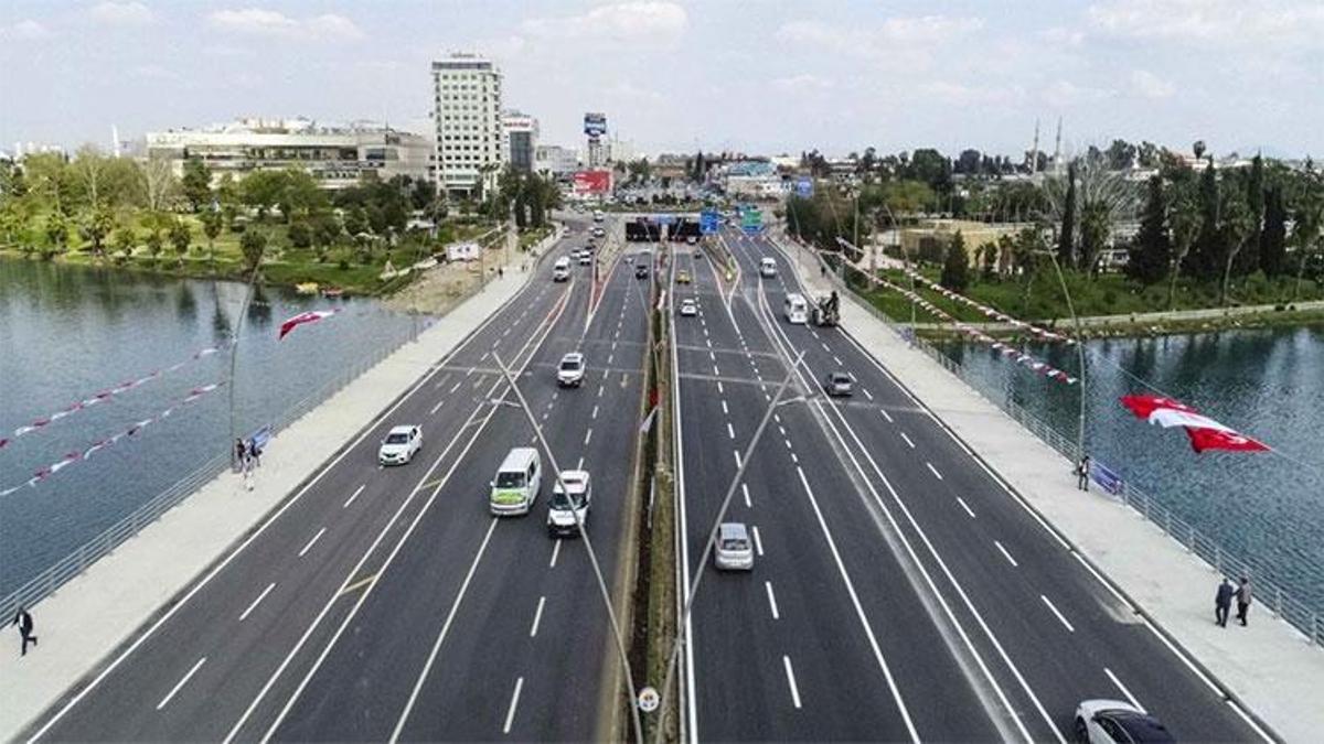 Adana'da Girne Bulvarı 5 aylığına kapanıyor! Belediye'den sürücülere kritik uyarı yapıldı