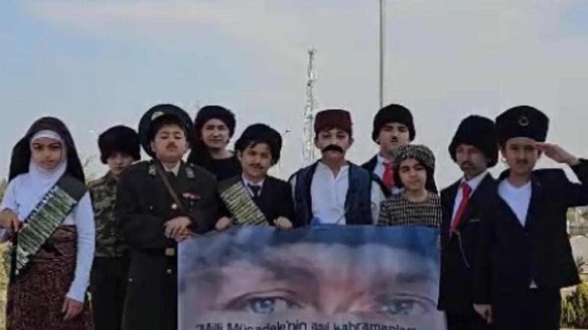 Bilim ve Sanat Merkezi öğrencileri, kahramanları canlandırdı