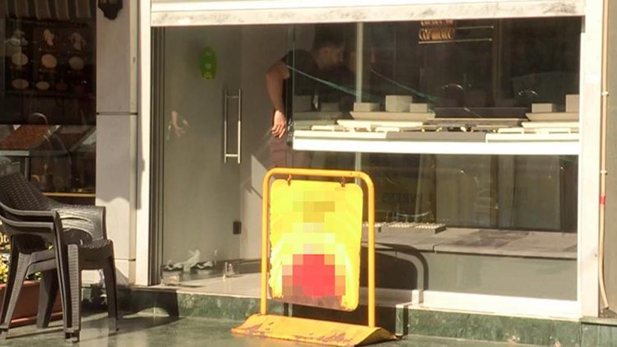 Antalya'da kuyumcuyu soyan hırsızların planı tuttu! 4 kilo altını çalıp kayıplara karıştılar