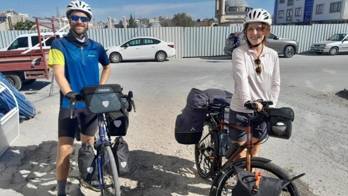 Karı koca Almanya’dan Konya'ya geldi: Çin'e kadar gideceğiz