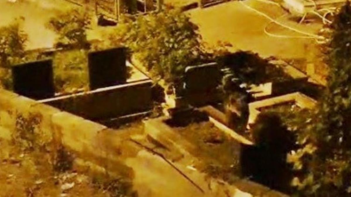 Zonguldak’ta mezarlıktan sesler gelince fark ettiler! İkisi birlikte yakalandı