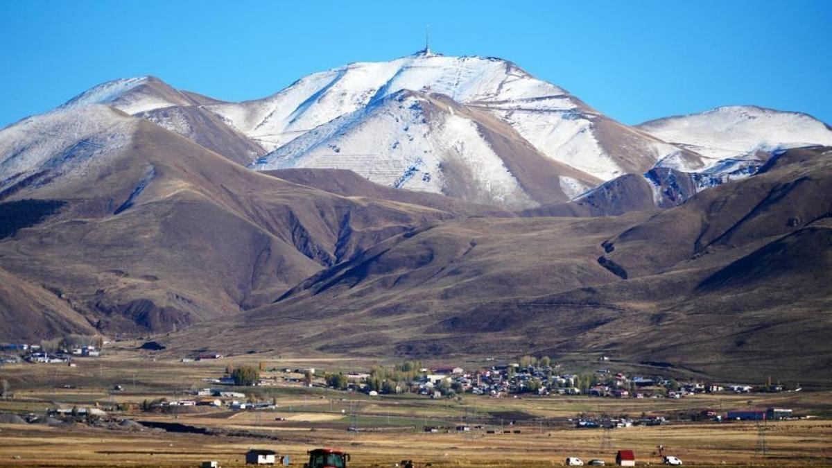 Ruslar peşindeydi, Türk mühendisler keşfetti! Petrolün kaynağı Erzurum'dan çıktı