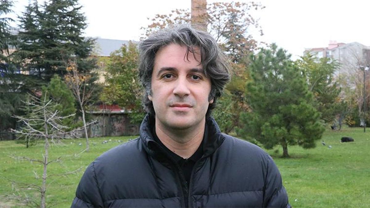 Ünlü akademisyen yine gündemde: Hesabına yanlışlıkla geçen 2,3 milyon lira olay oldu