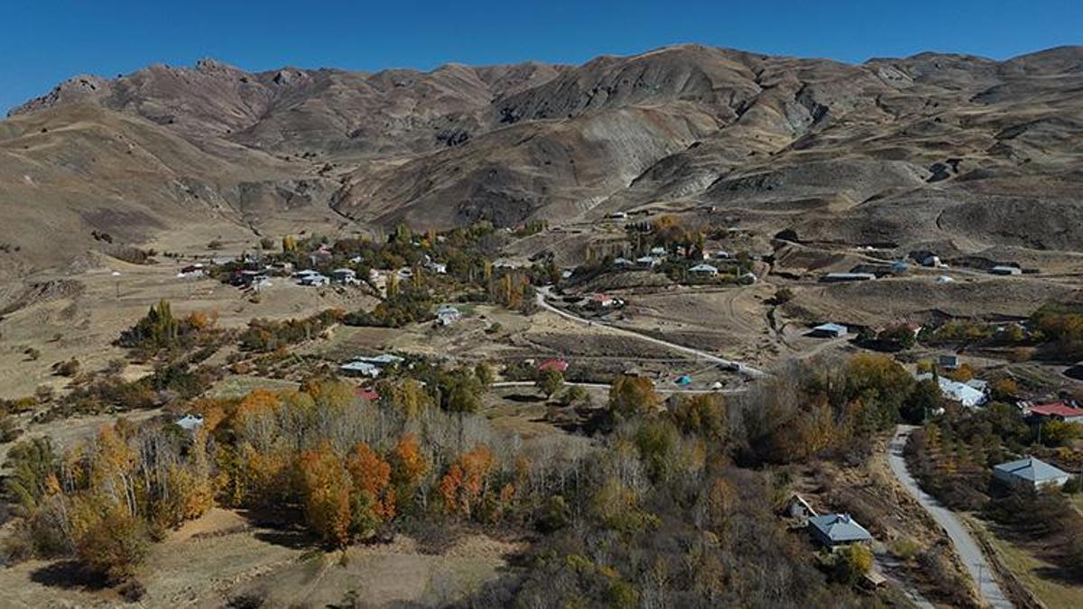 Hakkari'de bu köyde herkesin soyadı aynı: Karışıklık olmasın diye lakaplarıyla hitap ediyorlar!