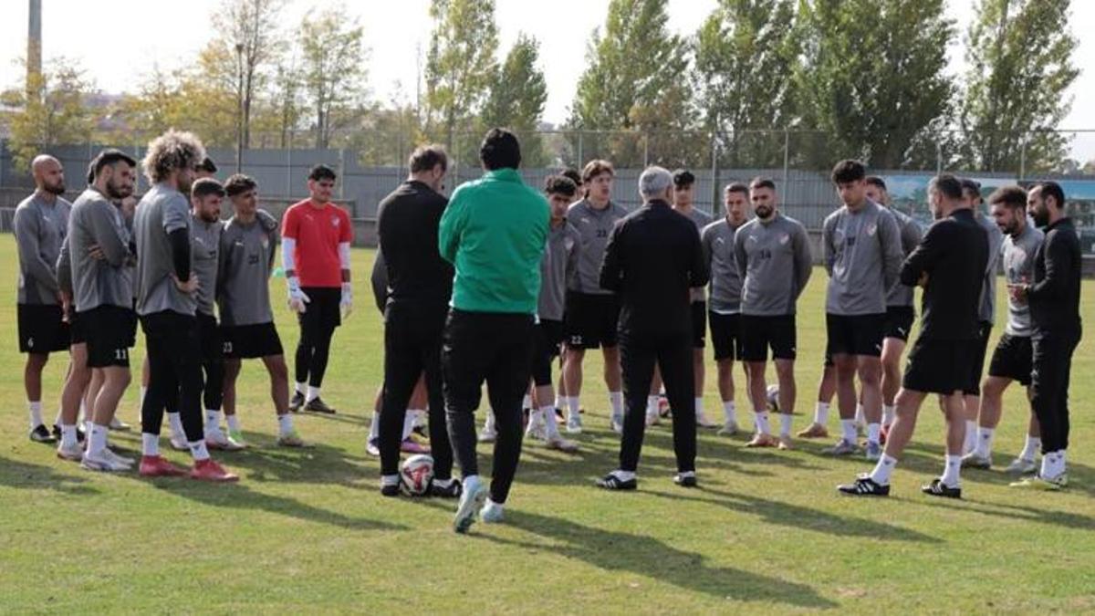 Elazığspor'da Mustafa Sarıgül: İnanın biz de üzgünüz