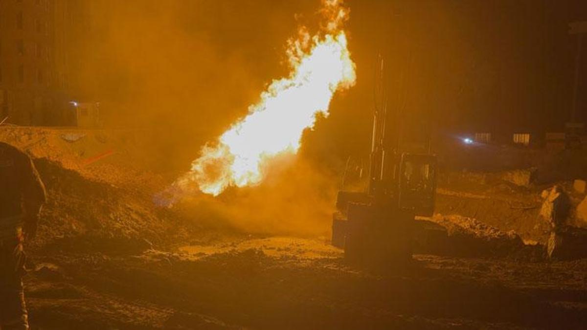 Hatay’da doğal gaz patlaması! Çıkan yangında 2 işçi yaralandı
