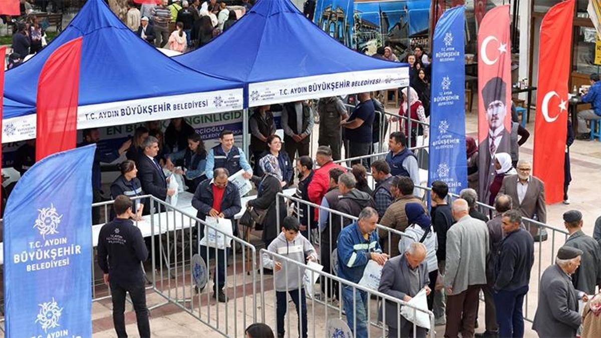 Karacasu’da vatandaşlar akın etti! Uzun kuyruklar oluştu